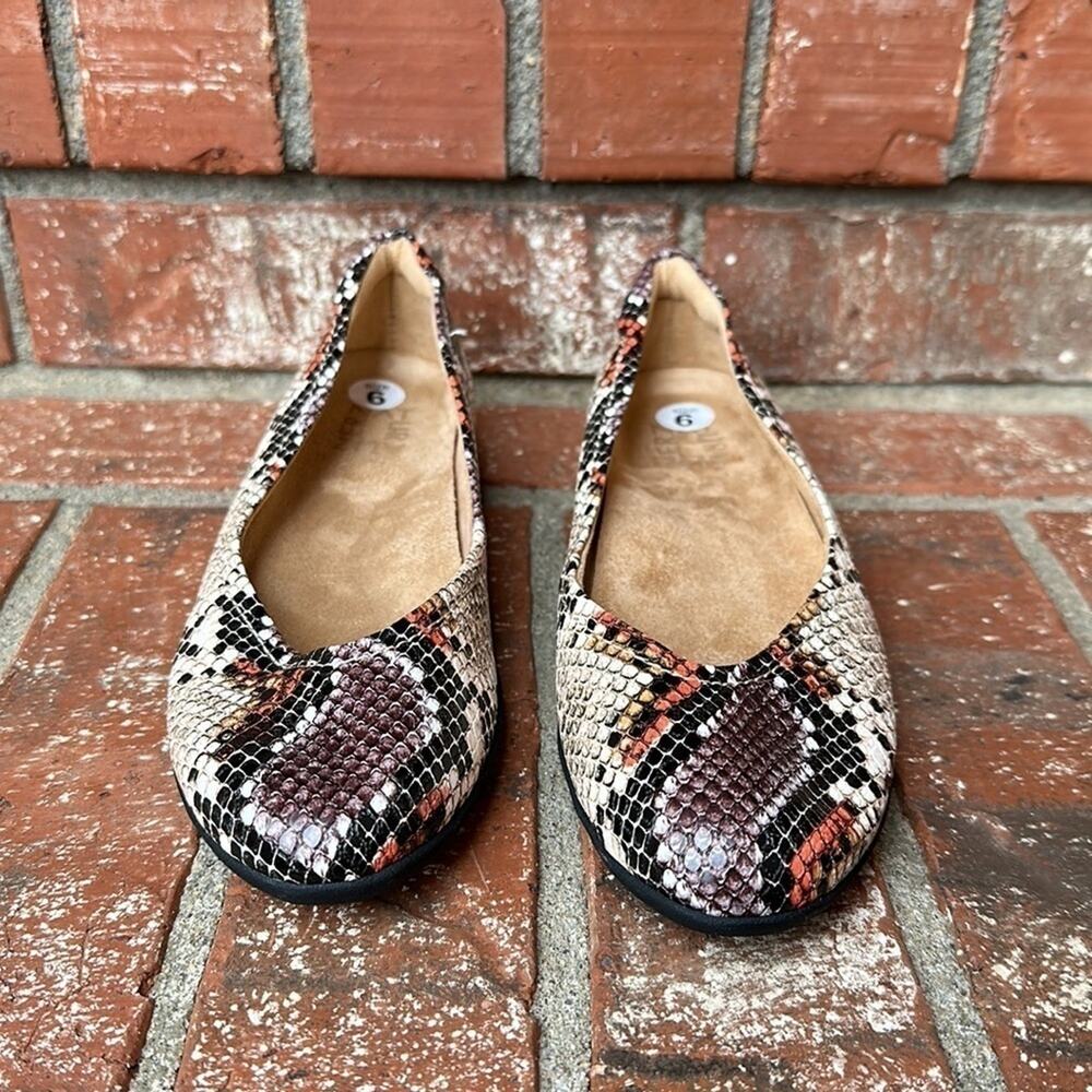Naturalizer Vivienne Snake Print Python Neutral L… - image 2